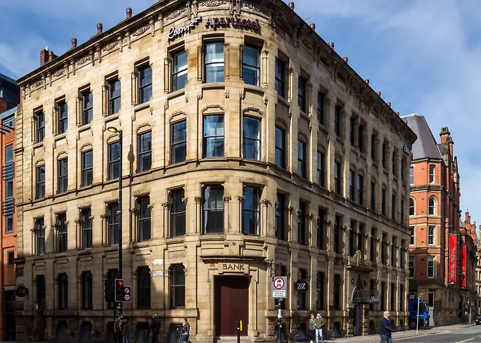 Roomzzz Manchester City